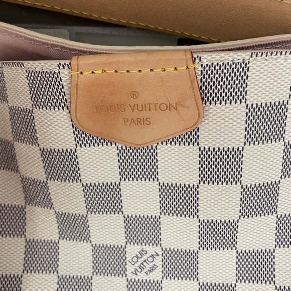 ❌SOLD❌Louis Vuitton Graceful MM Damier Azur - Picture 3 of 15
